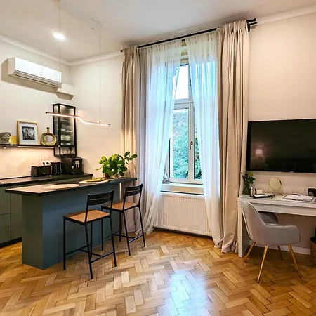 Apartment In Historic Center, Quiet Area, Ac Sibiu Extérieur photo