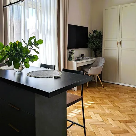 Apartment In Historic Center, Quiet Area, Ac Sibiu Extérieur photo