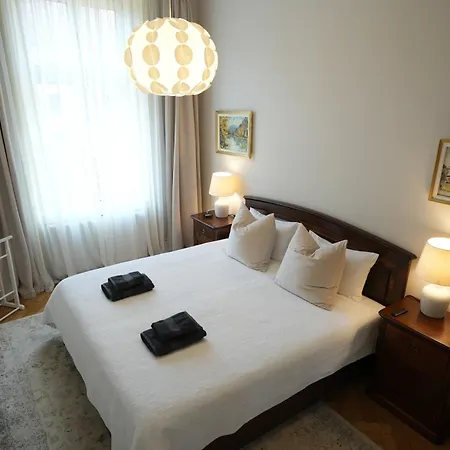 Apartment In Historic Center, Quiet Area, Ac Sibiu Extérieur photo
