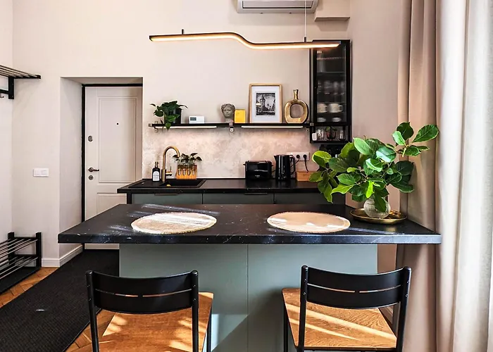 Apartment In Historic Center, Quiet Area, Ac