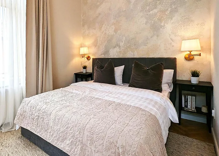Apartment In Historic Center, Quiet Area, Ac