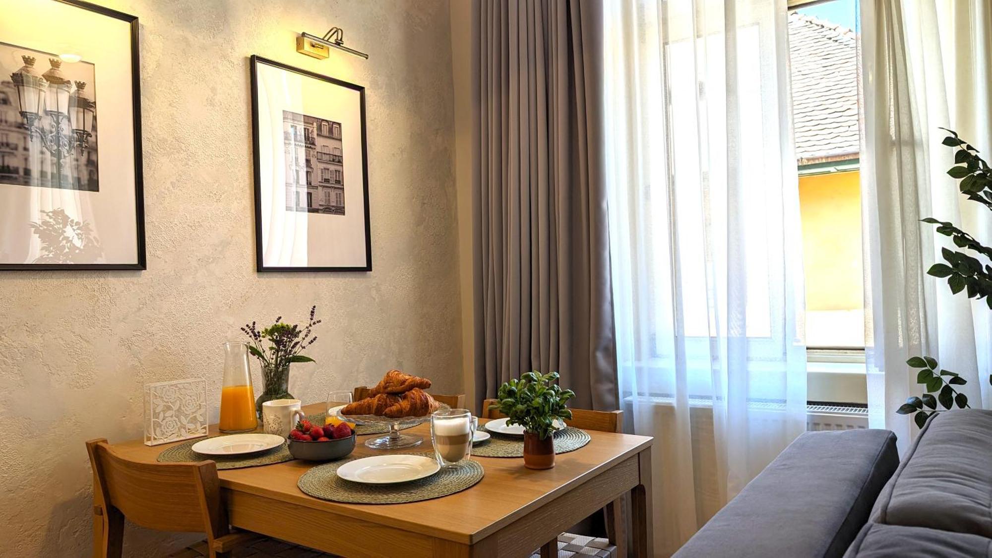 Appartement In Historic Center, Quiet Area, Ac *