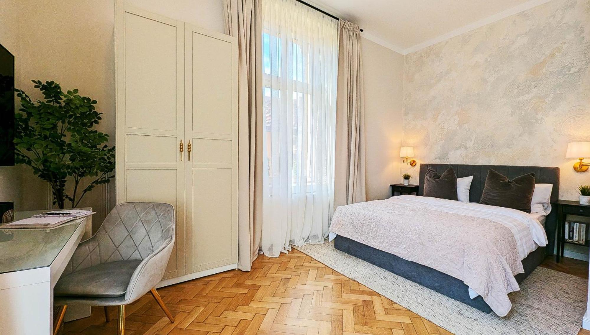 In Historic Center, Quiet Area, Ac Appartement *