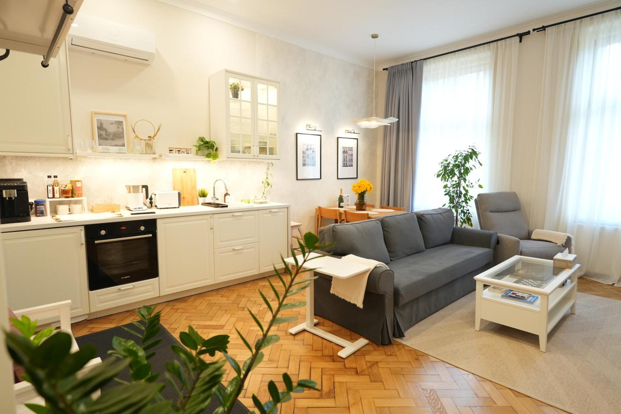 In Historic Center, Quiet Area, Ac Appartement