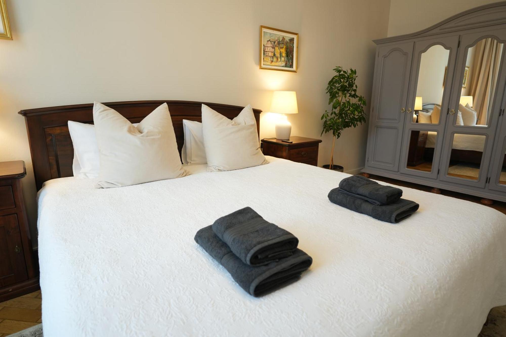 Appartement In Historic Center, Quiet Area, Ac *
